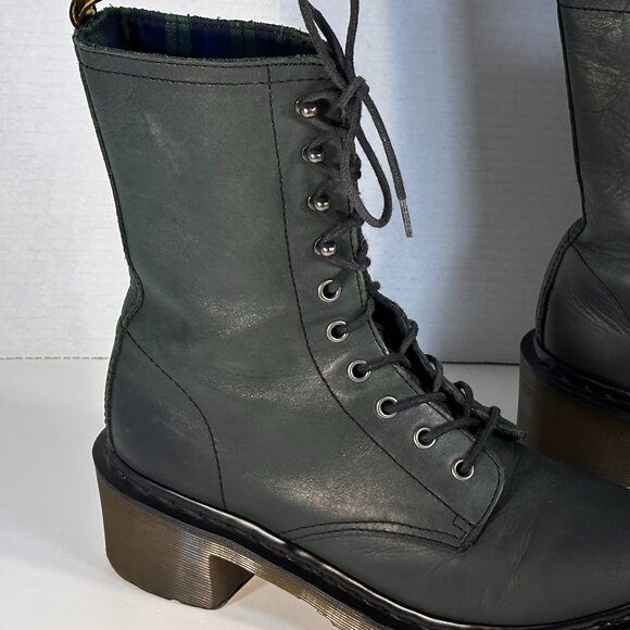 Ladies size 9 Dr Martens combat boots - Picture 15 of 16